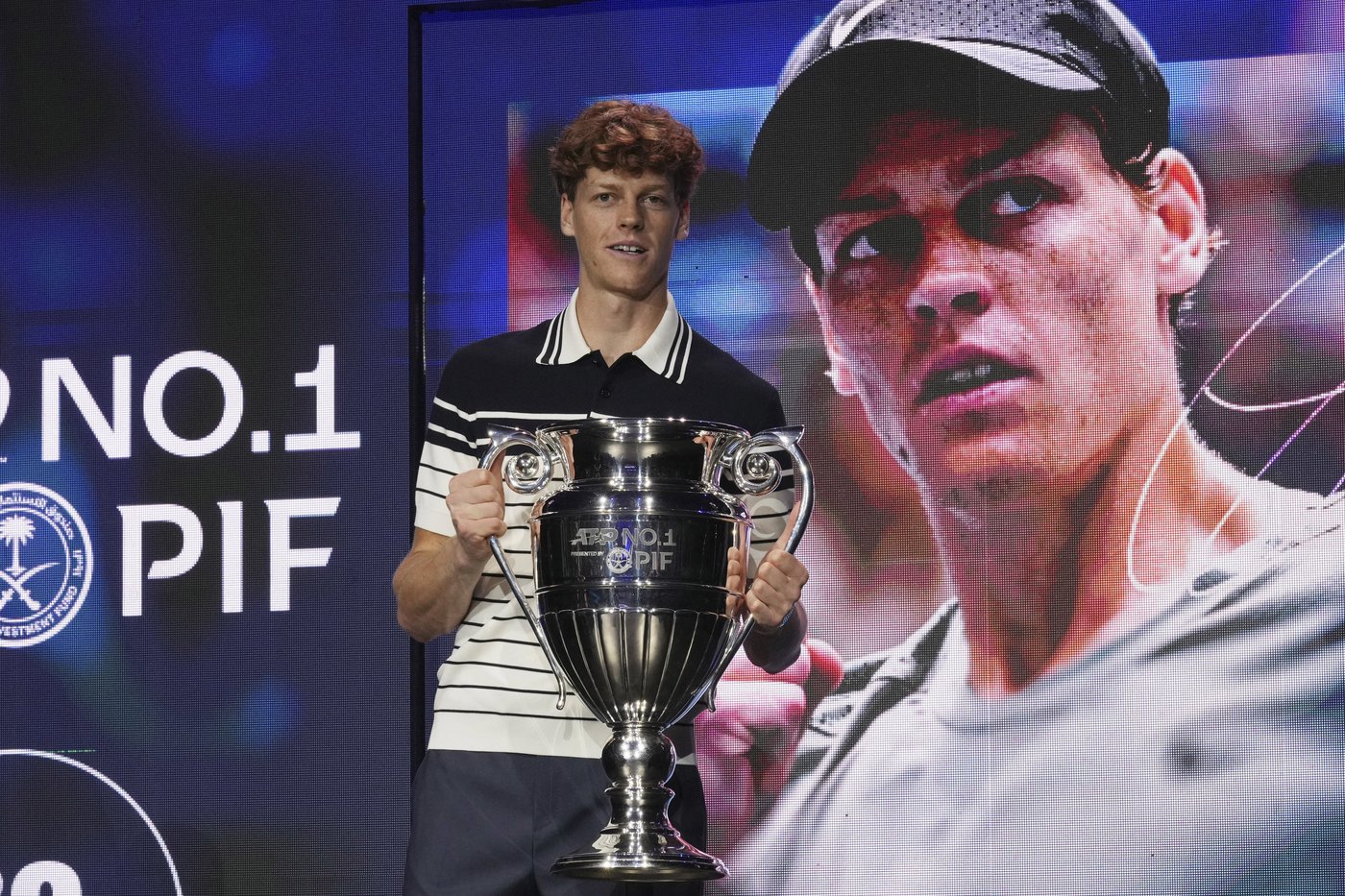 Sinner is awarded the trophy for finishing the year at No. 1 in the ATP rankings | iNFOnews.ca Sinner is awarded the trophy for finishing the year at No. 1 in the ATP rankings | iNFOnews.ca