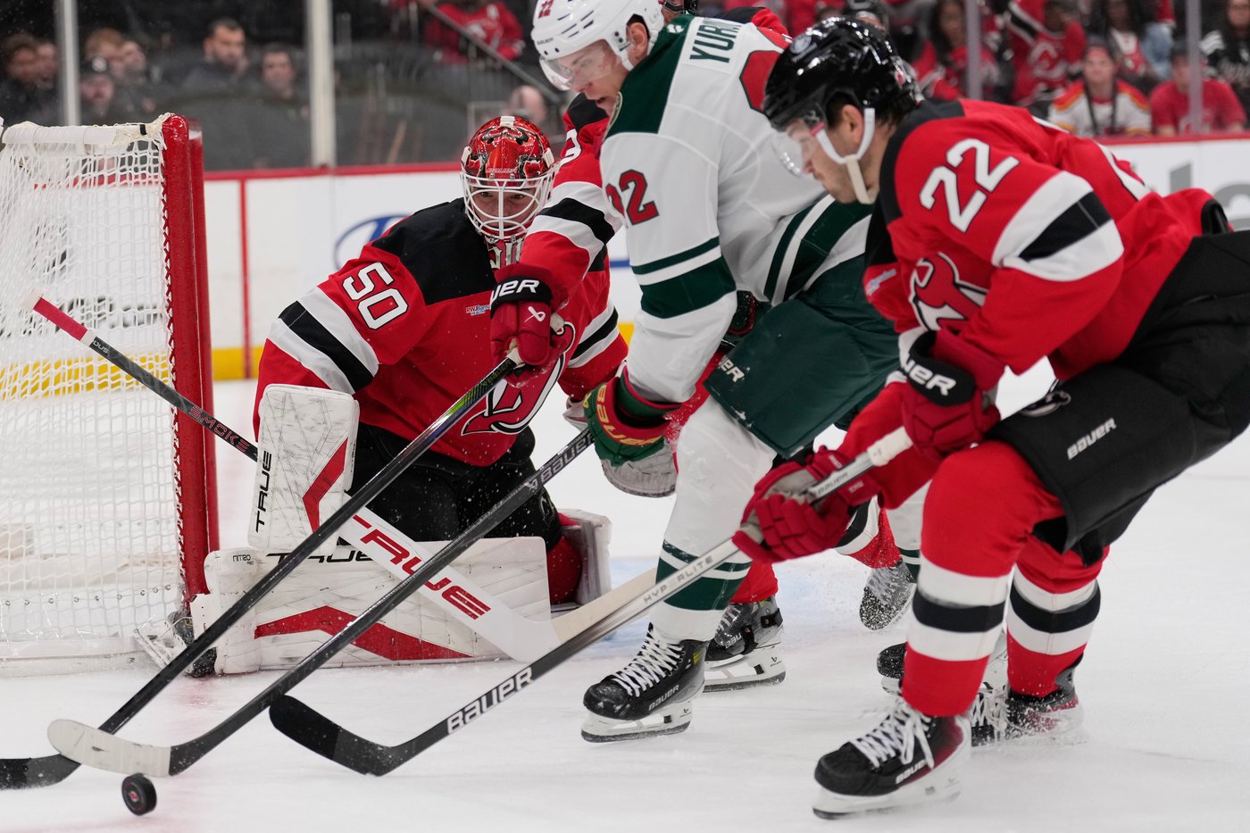 Nico Daws makes 29 saves, Devils beat Wild 4-1 for 6th straight victory | iNFOnews.ca Nico Daws makes 29 saves, Devils beat Wild 4-1 for 6th straight victory | iNFOnews.ca