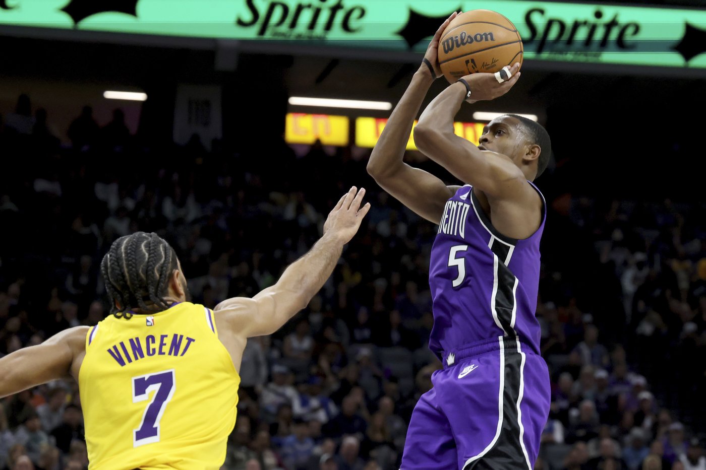 Another record for LeBron James in the Lakers' 113-100 victory over the Kings | iNFOnews.ca Another record for LeBron James in the Lakers' 113-100 victory over the Kings | iNFOnews.ca