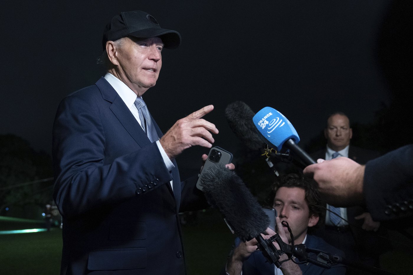 Biden wants to make active shooter drills in schools less traumatic for students | iNFOnews.ca Biden wants to make active shooter drills in schools less traumatic for students | iNFOnews.ca