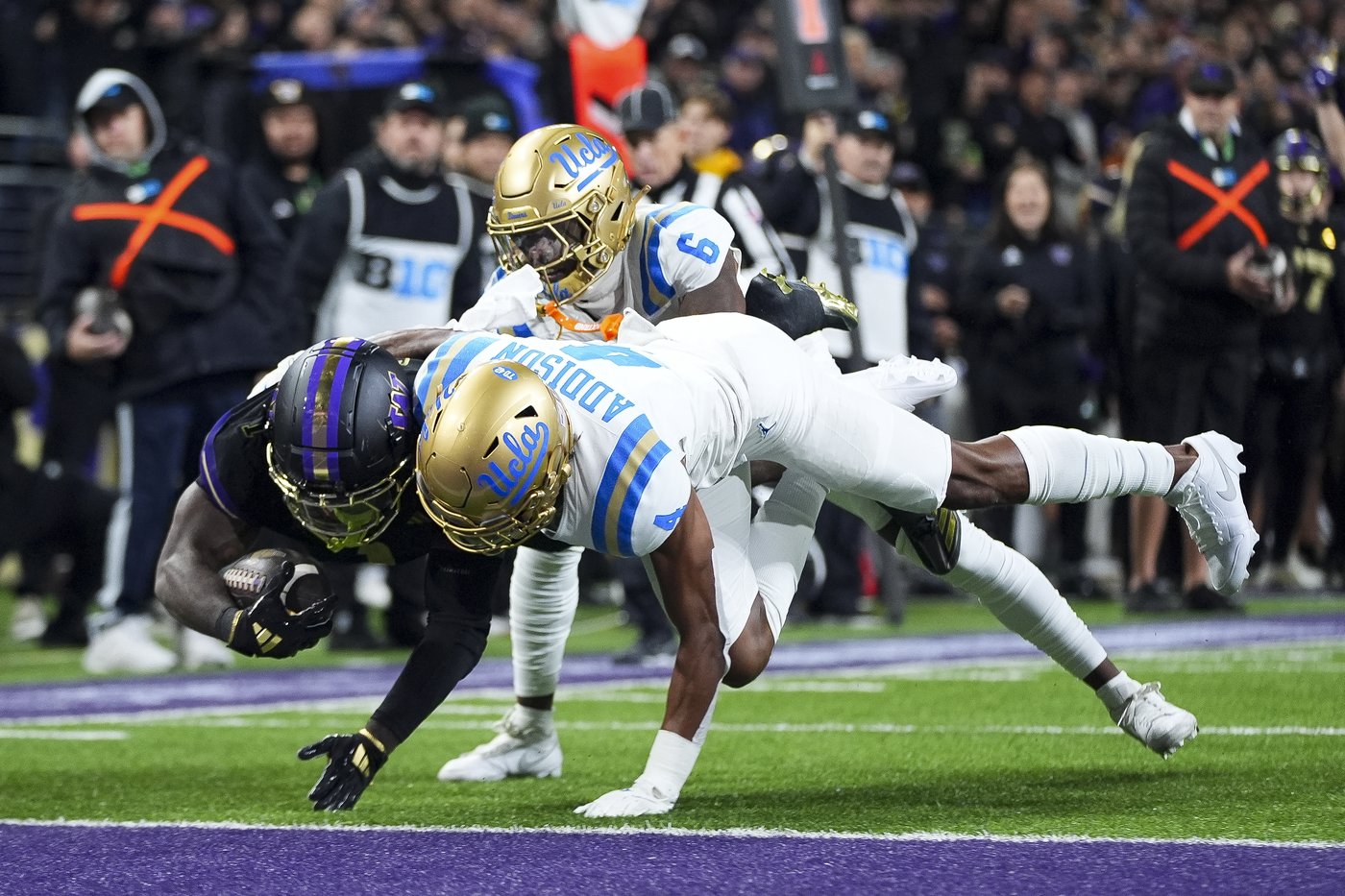 Desmond Williams Jr., Jonah Coleman lead Washington past UCLA 31-19 for bowl eligibility | iNFOnews.ca