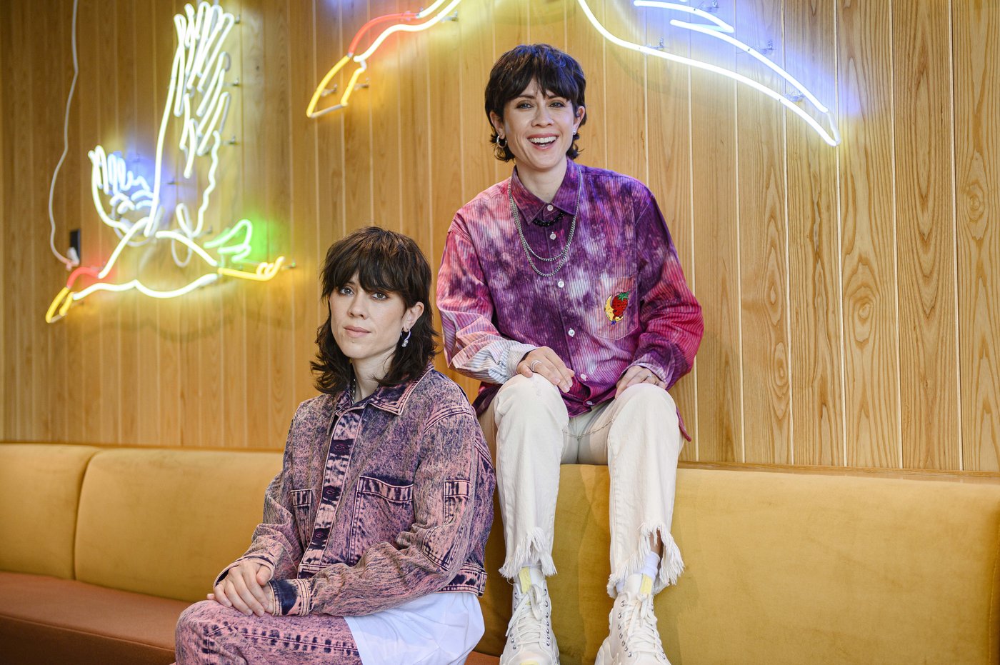 Sara Quin of Tegan and Sara urges kindness, civility to end political division | iNFOnews.ca