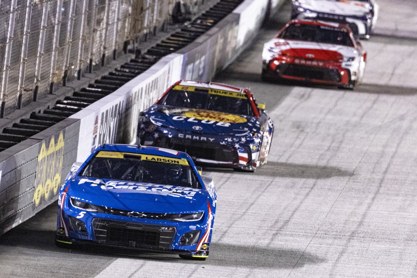 Chase Briscoe is on baby watch as the NASCAR driver tries to stay alive in Cup Series playoffs | iNFOnews.ca
