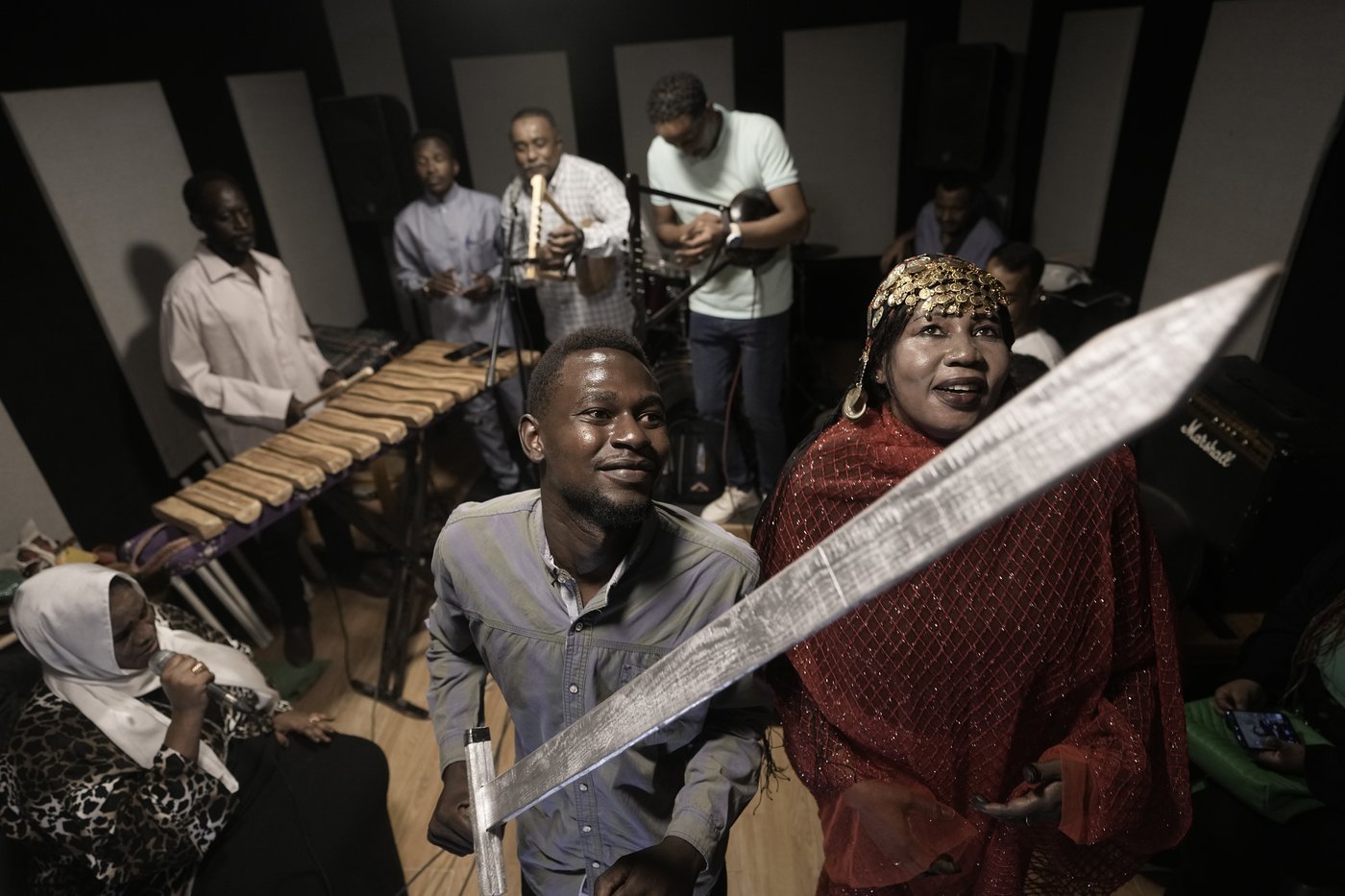 In music and dance, Sudanese performers transport refugee audiences back home | iNFOnews.ca In music and dance, Sudanese performers transport refugee audiences back home | iNFOnews.ca