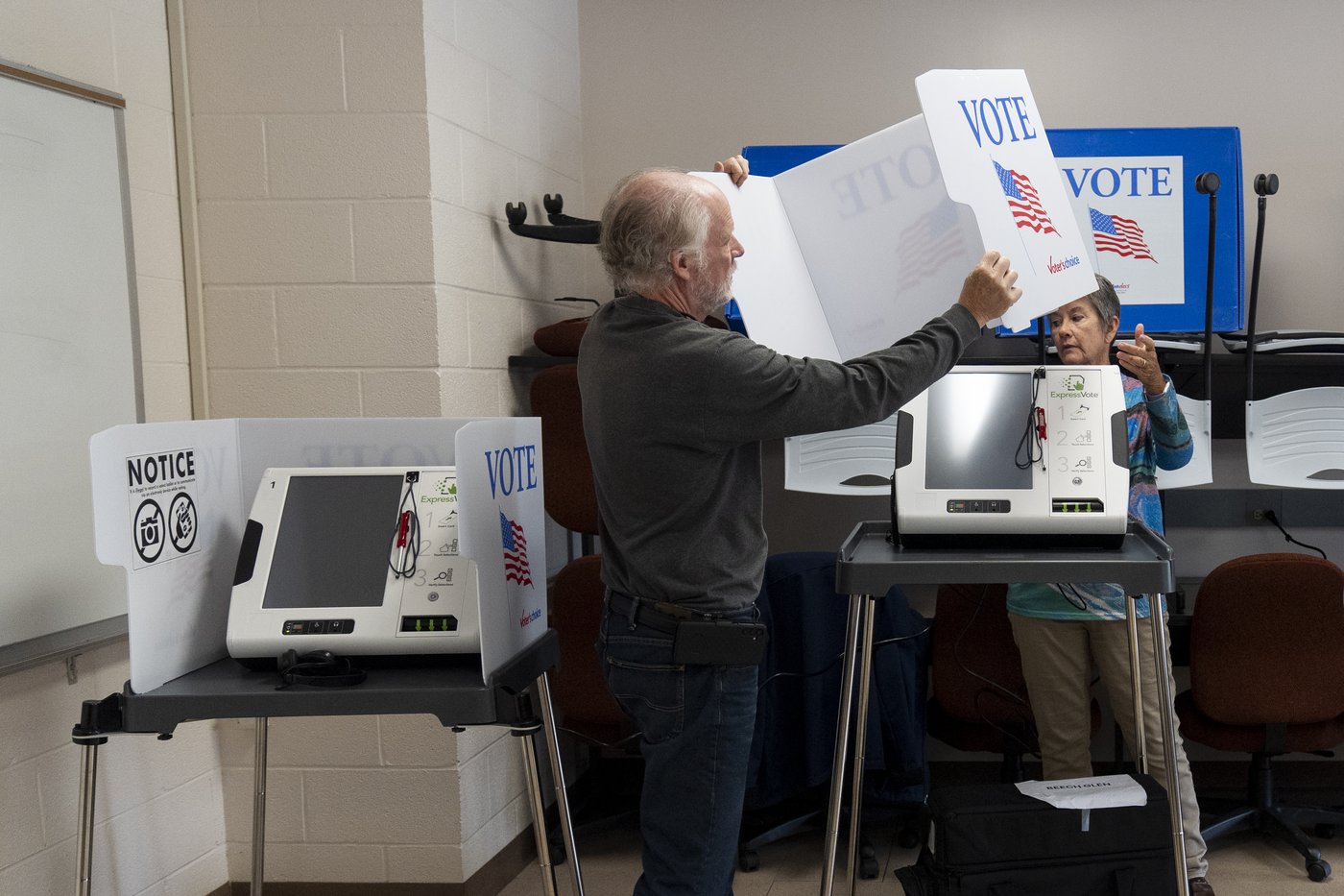 A hurricane's historic destruction hasn't stopped North Carolina election workers and voters | iNFOnews.ca A hurricane's historic destruction hasn't stopped North Carolina election workers and voters | iNFOnews.ca