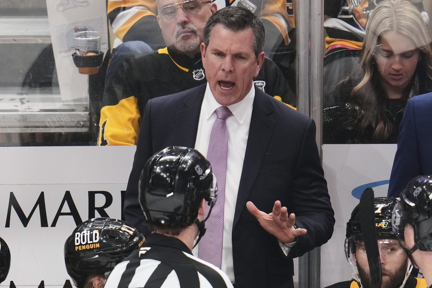 Penguins split with two-time Stanley Cup winning coach Mike Sullivan | iNFOnews.ca