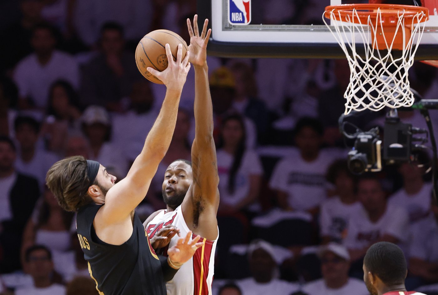After record-setting Round 1 win, Cavaliers hope they're just getting started in NBA playoffs | iNFOnews.ca