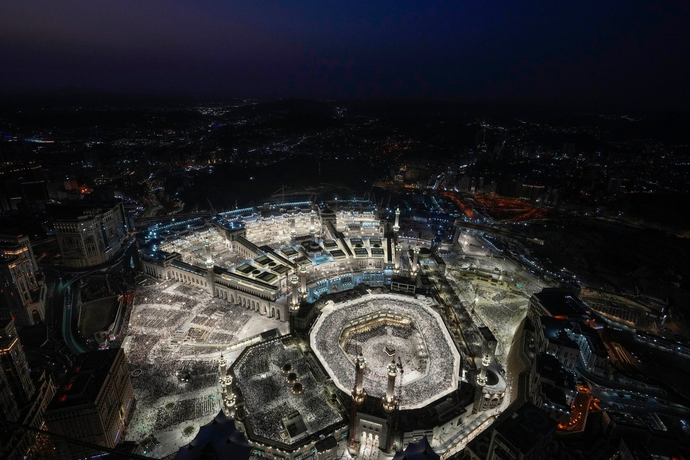 PHOTOS OF THE YEAR: Through photographers' lenses, an epic catalog of humanity in 2024 emerges | iNFOnews.ca