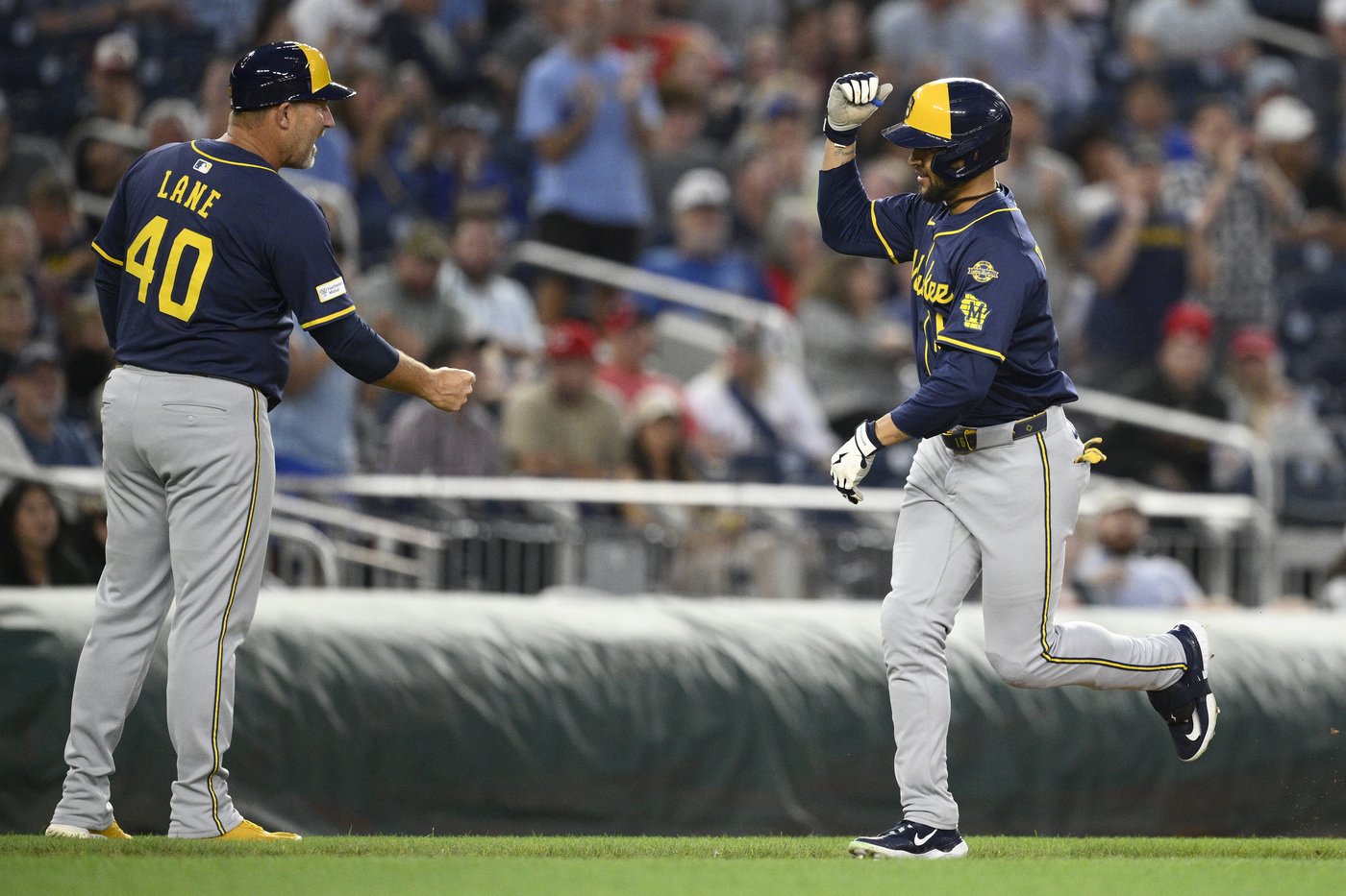 Blake Perkins homers twice as Brewers get 25 hits in 16-9 win over Nationals | iNFOnews.ca