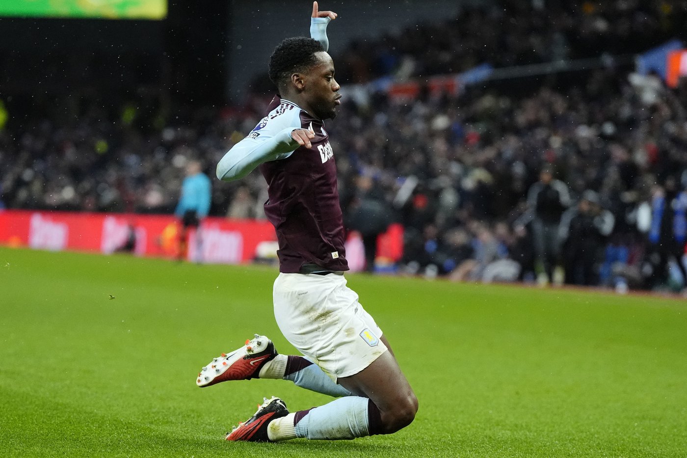 Man City drops more points after draw with Crystal Palace and Man United loses again | iNFOnews.ca Man City drops more points after draw with Crystal Palace and Man United loses again | iNFOnews.ca