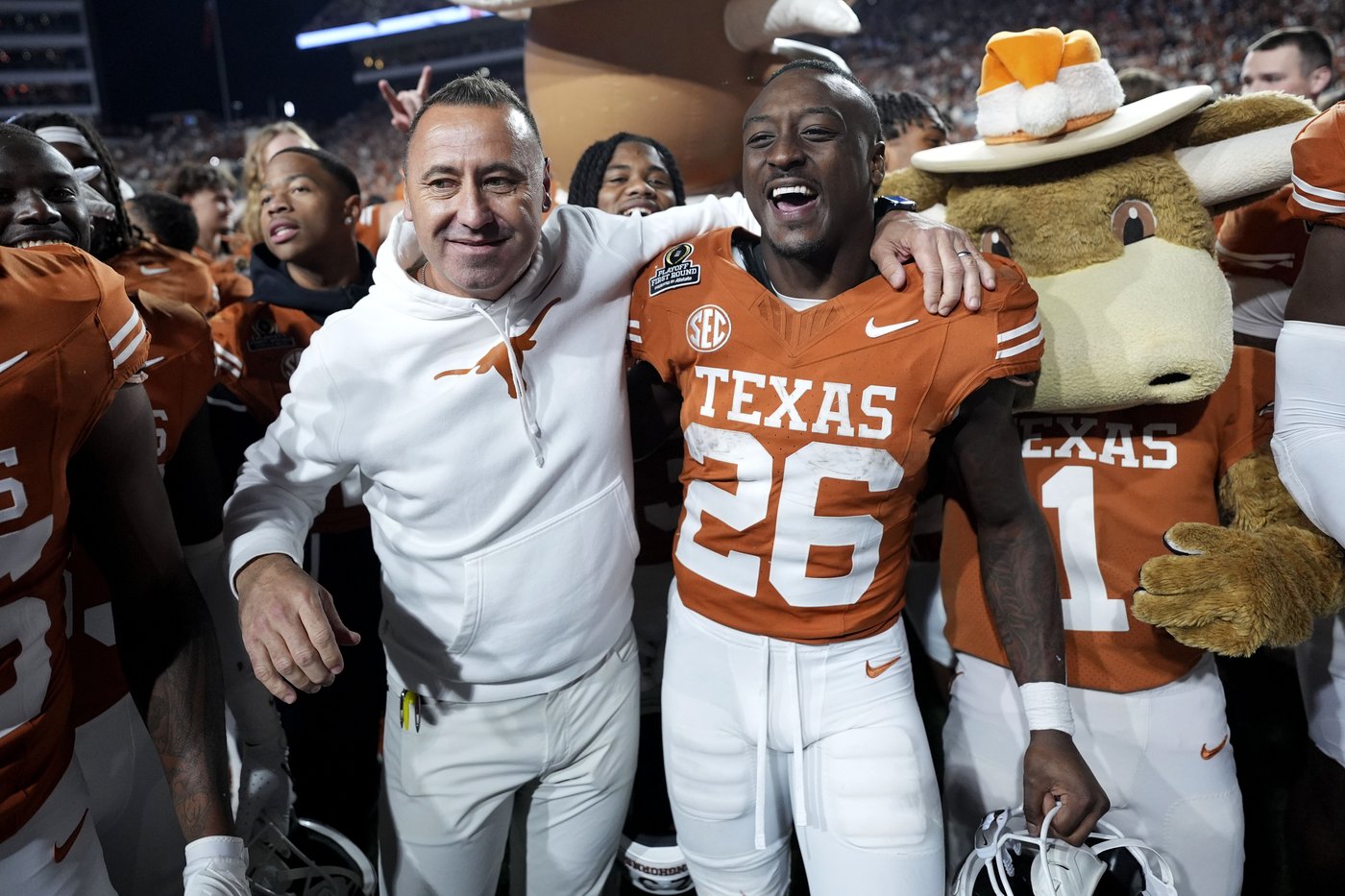 Texas, Arizona State to meet in CFP clash of old vs. new Big 12 champs | iNFOnews.ca