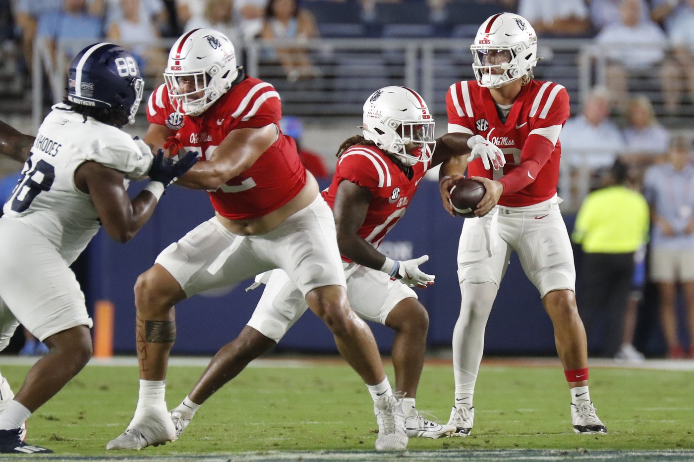 Jaxson Dart throws 4 TD passes as No. 5 Ole Miss routs Georgia Southern 52-13 | iNFOnews.ca Jaxson Dart throws 4 TD passes as No. 5 Ole Miss routs Georgia Southern 52-13 | iNFOnews.ca