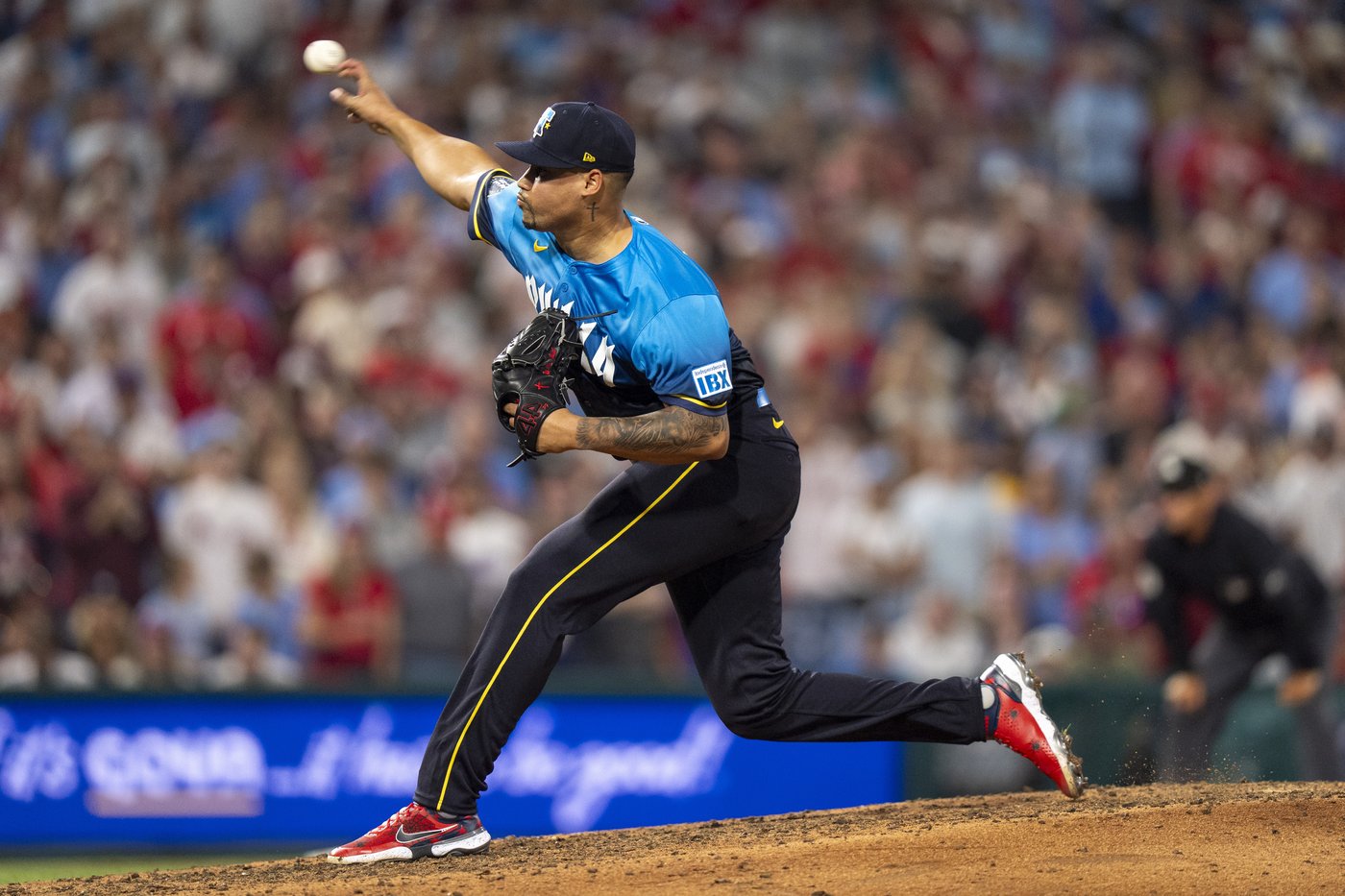 Jhoan Durán earns a save in his Philly debut as Philadelphia rallies to beat the Tigers 5-4 | iNFOnews.ca