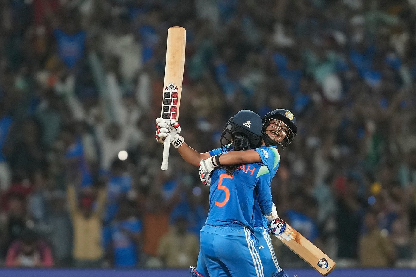 Jemimah Rodrigues powers India past Australia into Women’s Cricket World Cup final | iNFOnews.ca