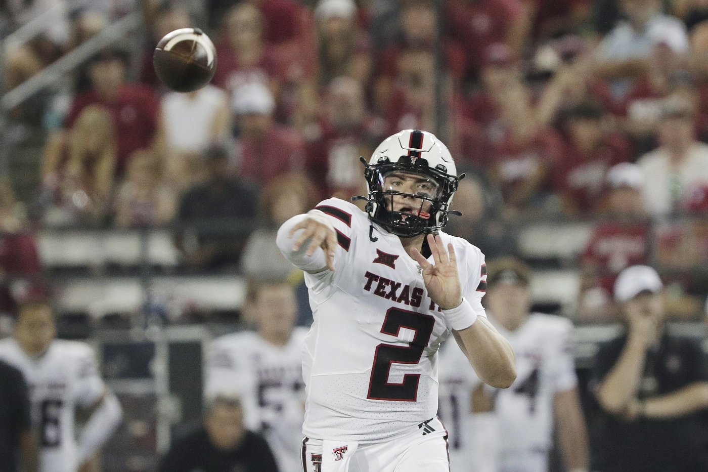 Texas Tech takes 5-game home winning streak into 1st meeting against Cincinnati since '68 tie | iNFOnews.ca