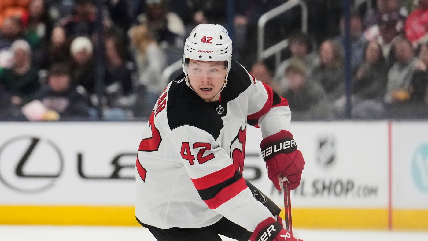 Edmonton Oilers add forward Curtis Lazar in free agency | iNFOnews.ca