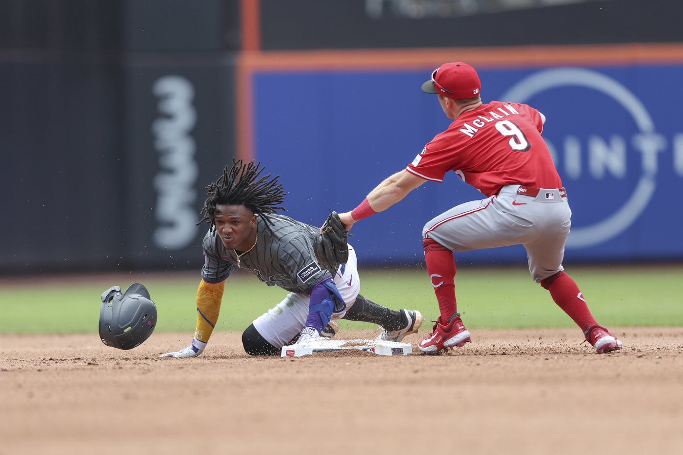 Soto scores tiebreaking run in 8th as Mets prevent sweep by Reds | iNFOnews.ca