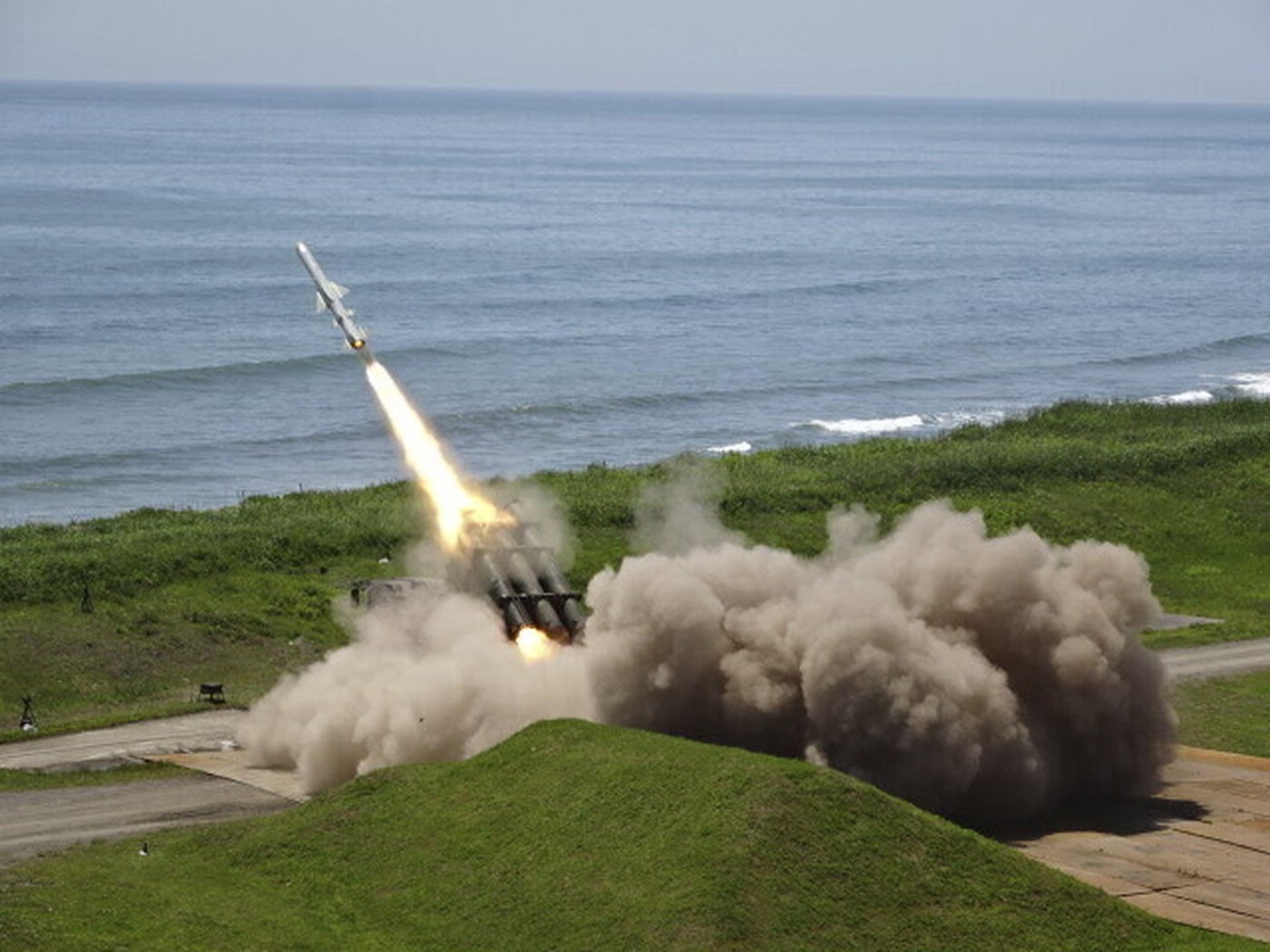 Japan conducts first missile test on its own territory as part of military buildup to deter China | iNFOnews.ca