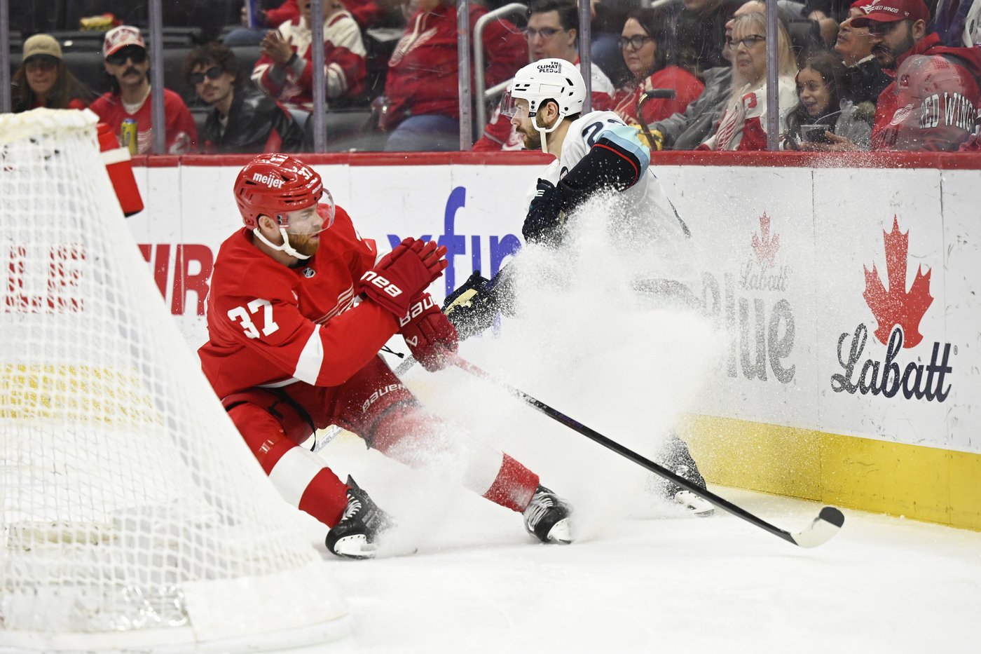 NHL roundup: Red Wings beat Kraken 6-2 for seventh straight win | iNFOnews.ca NHL roundup: Red Wings beat Kraken 6-2 for seventh straight win | iNFOnews.ca