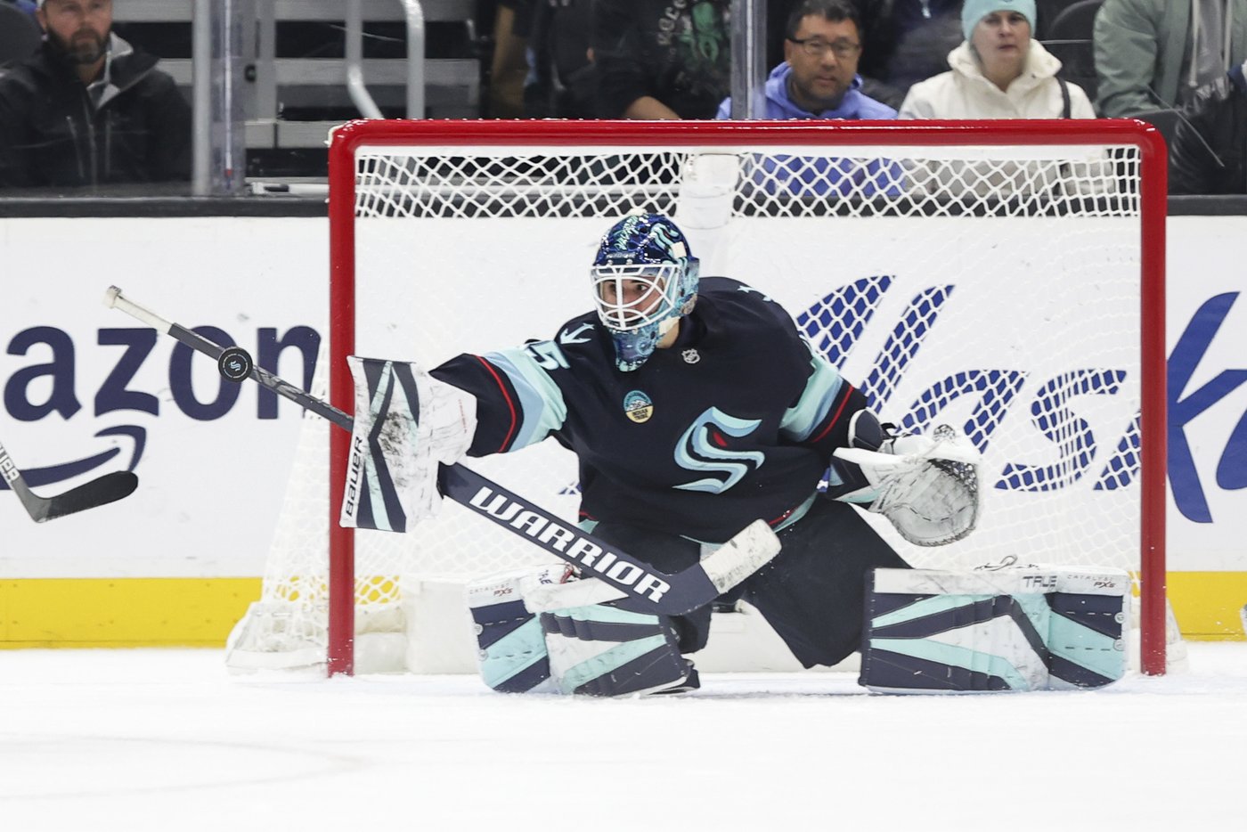 Oleksiak gets tiebreaking goal late in 3rd period, Kraken beat Islanders 3-2 for 4th straight win | iNFOnews.ca Oleksiak gets tiebreaking goal late in 3rd period, Kraken beat Islanders 3-2 for 4th straight win | iNFOnews.ca