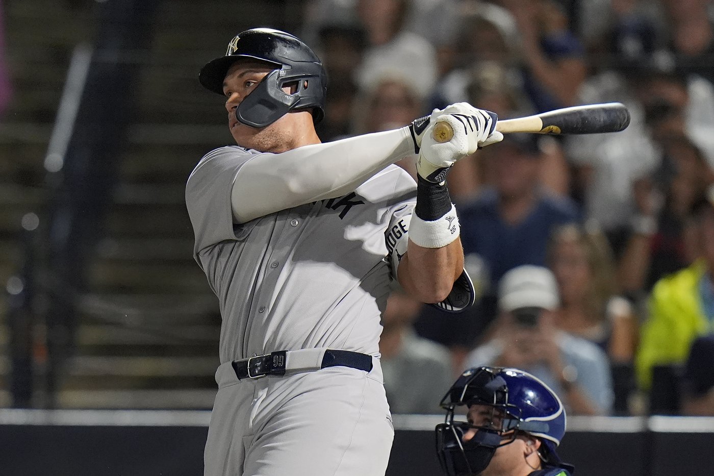 Yankees tie club record with 9 home runs in 13-3 win over Rays | iNFOnews.ca Yankees tie club record with 9 home runs in 13-3 win over Rays | iNFOnews.ca
