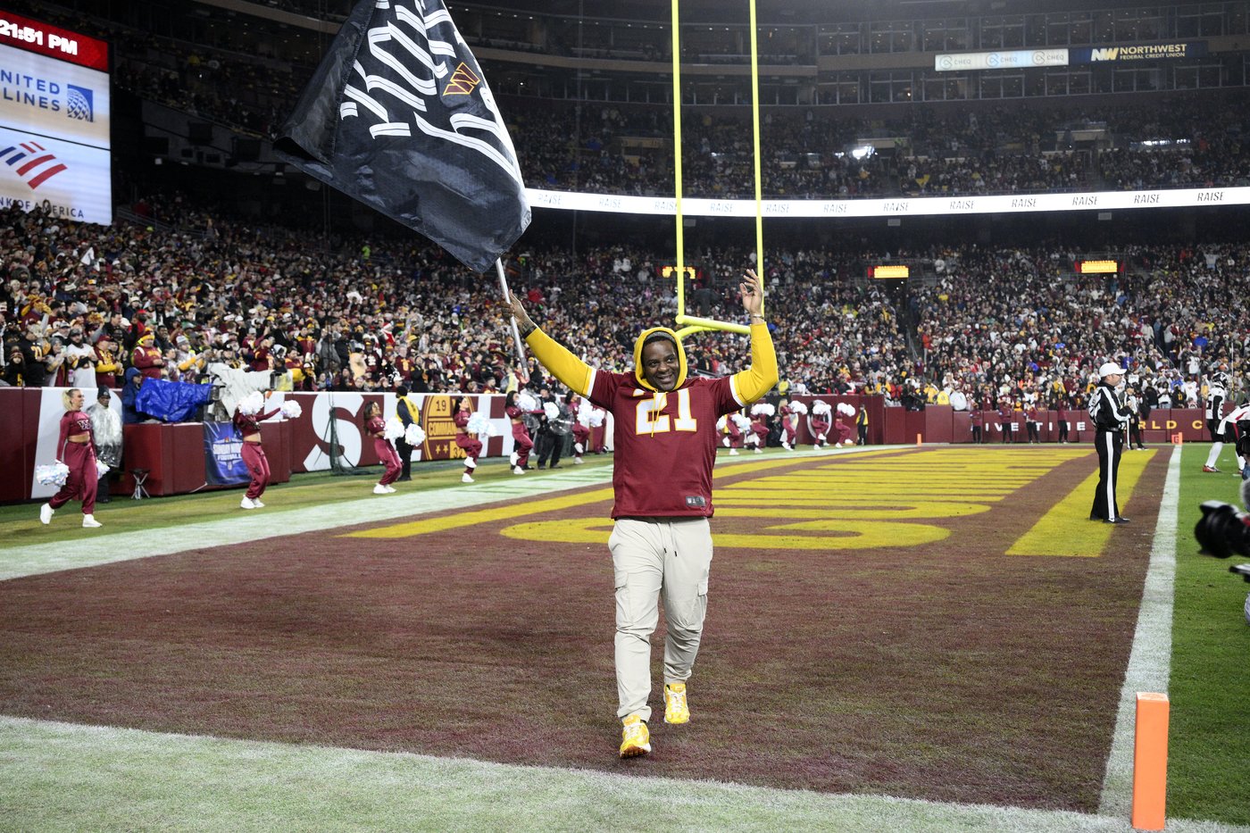 Ex-NFL star Clinton Portis joins DeSean Jackson's staff at Delaware State as running backs coach | iNFOnews.ca