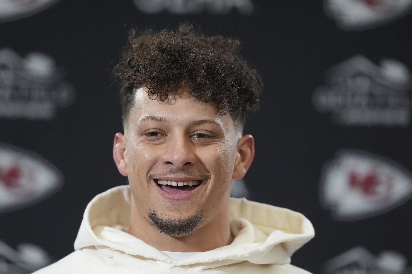 There's regular-season Kelce and playoff Kelce. Regular-season Chiefs and playoff Chiefs, too | iNFOnews.ca There's regular-season Kelce and playoff Kelce. Regular-season Chiefs and playoff Chiefs, too | iNFOnews.ca