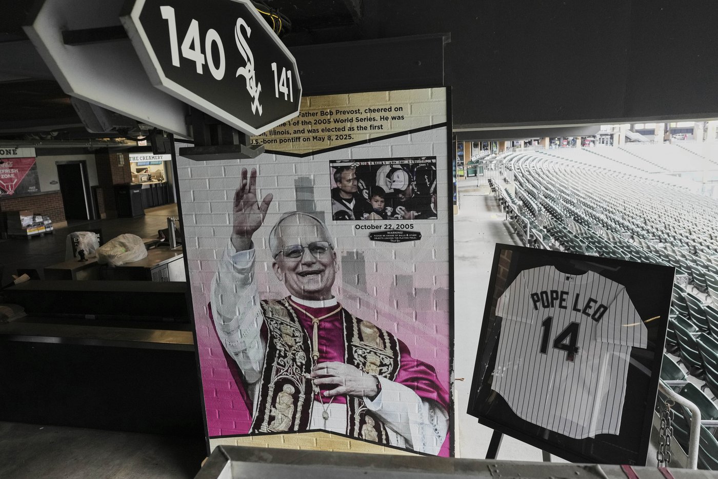 White Sox unveil a graphic installation honoring Pope Leo XIV and his World Series appearance | iNFOnews.ca White Sox unveil a graphic installation honoring Pope Leo XIV and his World Series appearance | iNFOnews.ca