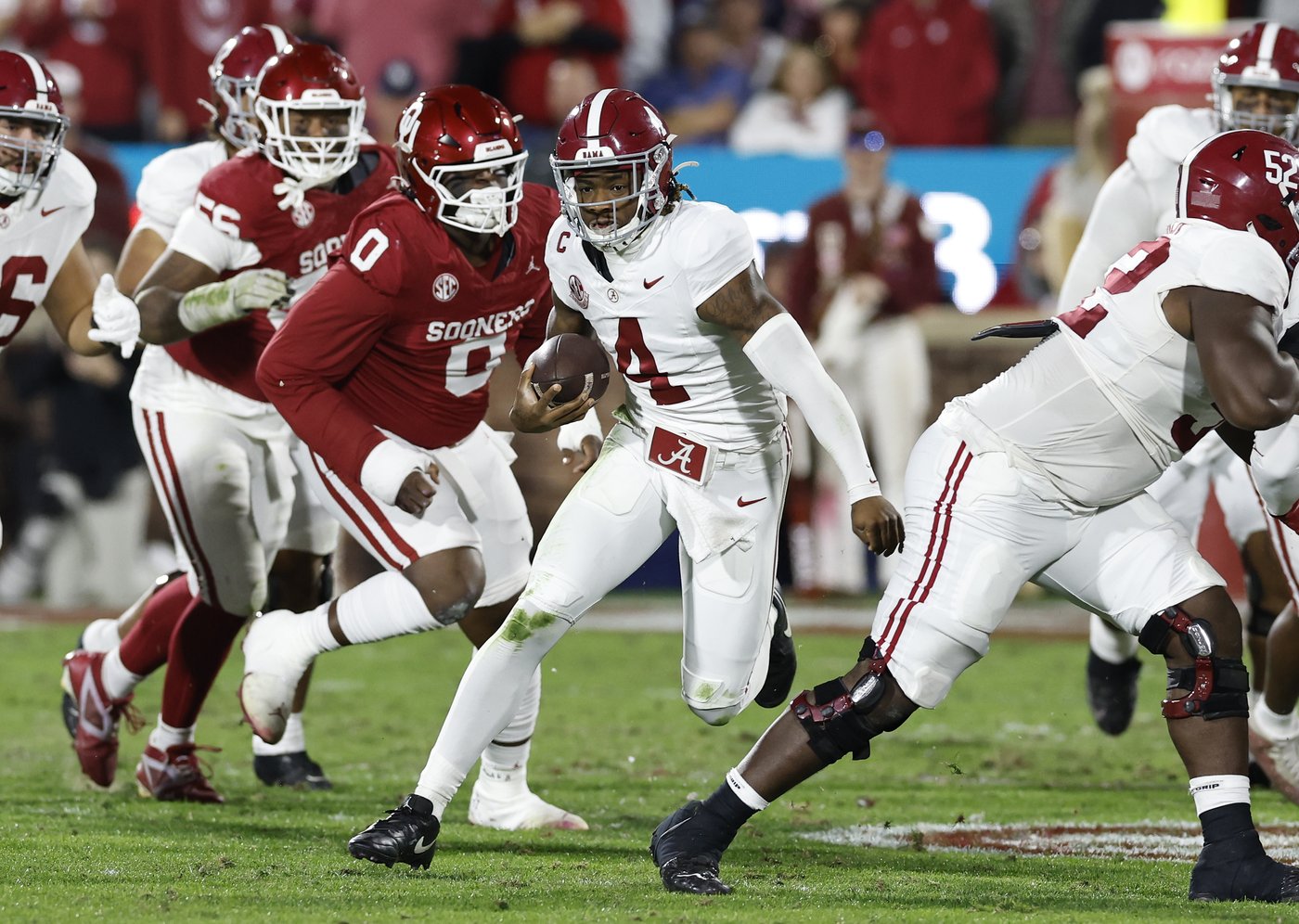 Arnold, Robinson run for more than 100 yards as Oklahoma stuns No. 7 Alabama 24-3 | iNFOnews.ca Arnold, Robinson run for more than 100 yards as Oklahoma stuns No. 7 Alabama 24-3 | iNFOnews.ca