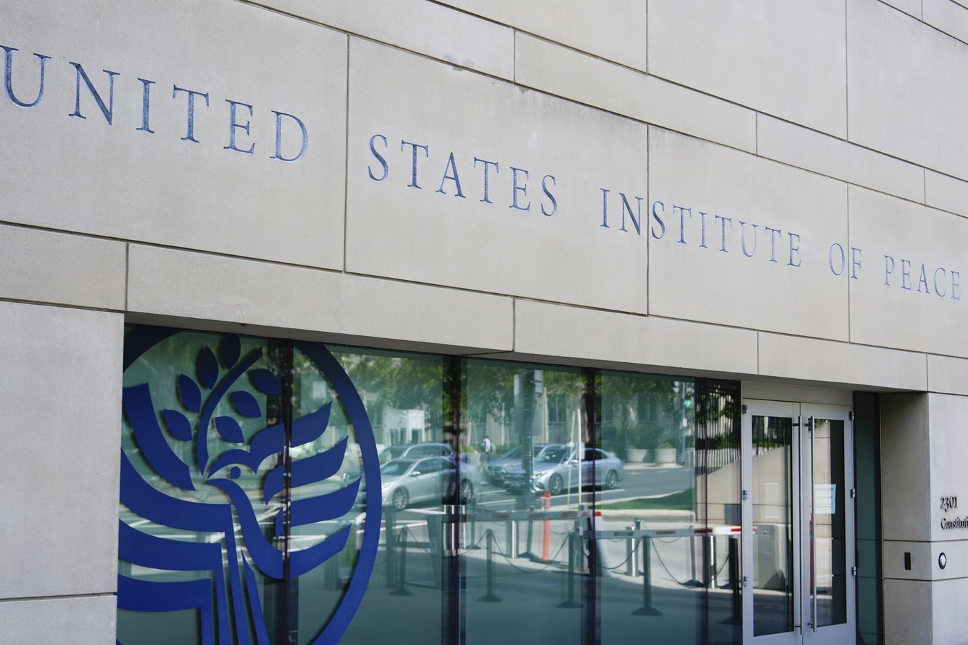 Elon Musk is gone, but DOGE's actions are hard to reverse. The US Institute of Peace is a case study | iNFOnews.ca
