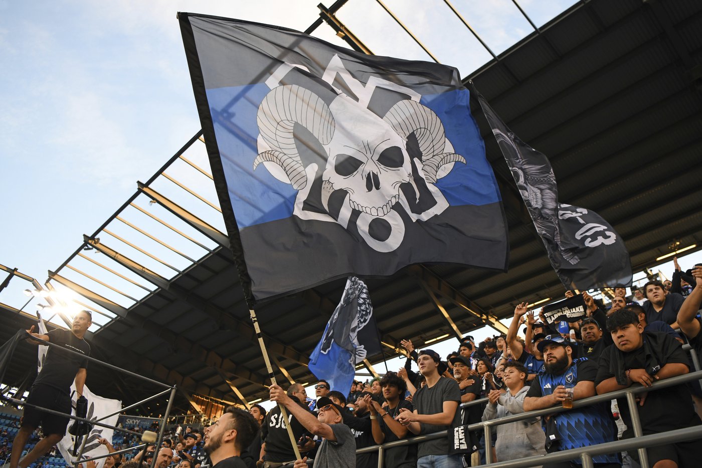 Owner of the San Jose Earthquakes puts team on the market | iNFOnews.ca