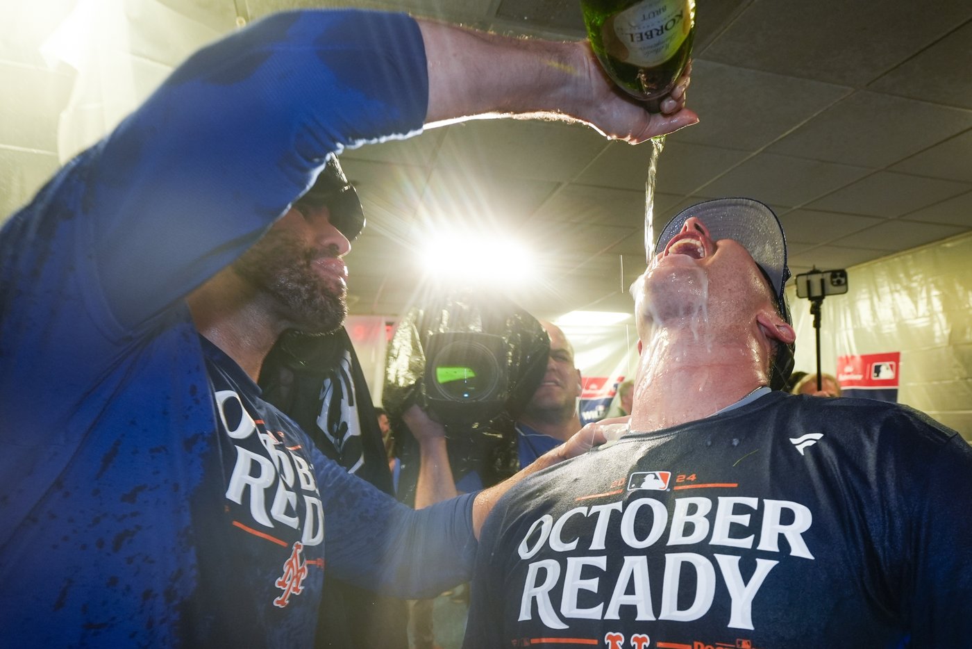 Pete Alonso's playoff pumpkin spices up string of good-luck charms for Mets ahead of NLDS | iNFOnews.ca Pete Alonso's playoff pumpkin spices up string of good-luck charms for Mets ahead of NLDS | iNFOnews.ca