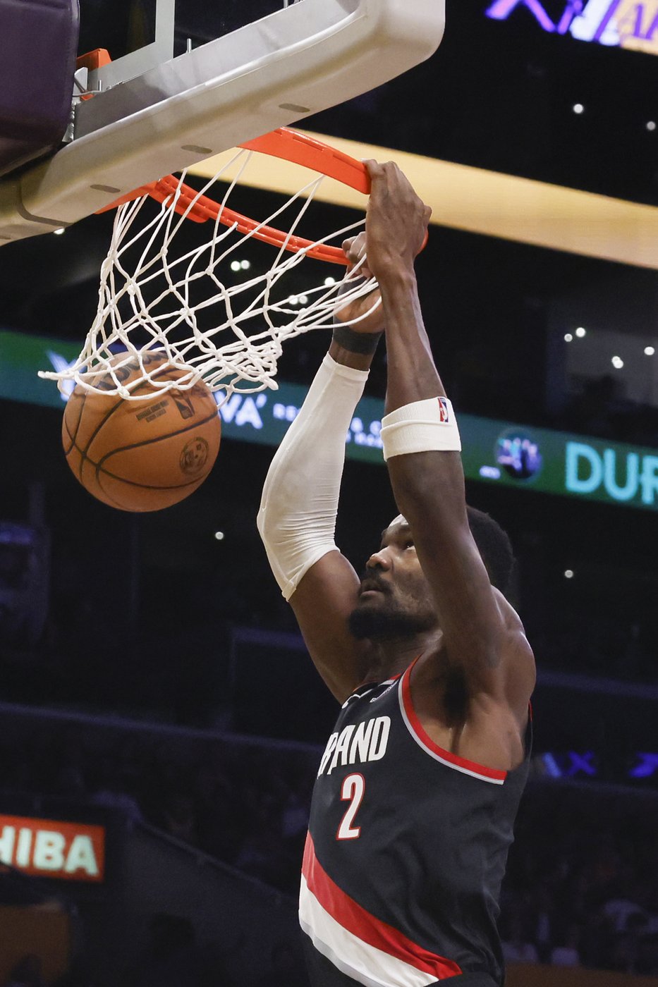 Without LeBron James, Lakers roll past Trail Blazers 107-98 to end 3-game skid | iNFOnews.ca Without LeBron James, Lakers roll past Trail Blazers 107-98 to end 3-game skid | iNFOnews.ca