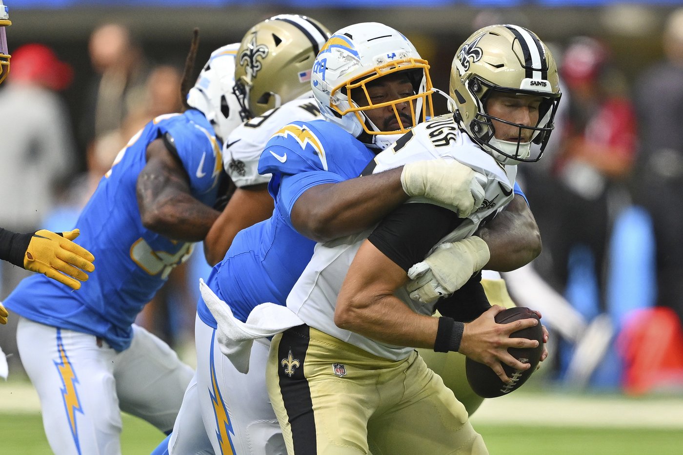 Chargers' defense shines in 27-13 win over Saints with pick-6 and goal-line stand | iNFOnews.ca Chargers' defense shines in 27-13 win over Saints with pick-6 and goal-line stand | iNFOnews.ca