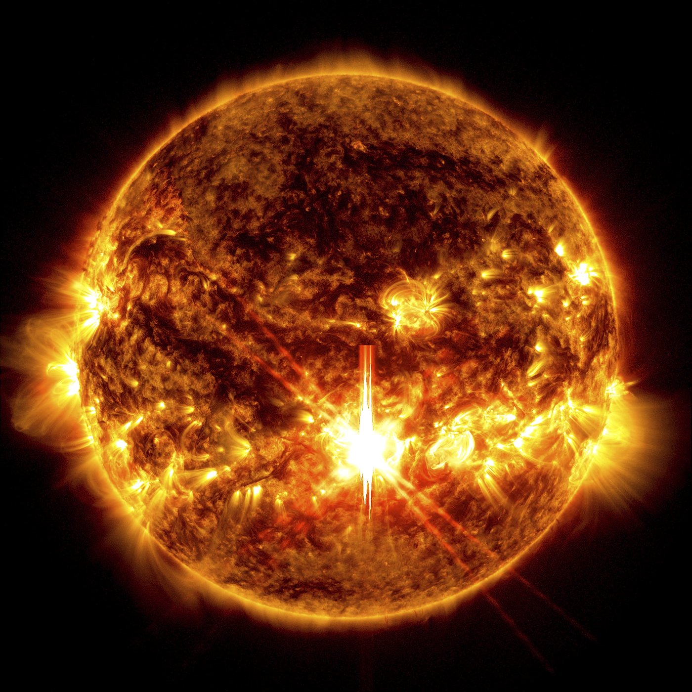 Solar flares may cause faint auroras across top of Northern Hemisphere | iNFOnews.ca