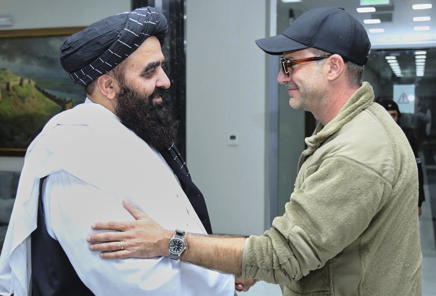 Taliban claim an agreement is reached with US envoys on a prisoner swap as they seek better ties | iNFOnews.ca