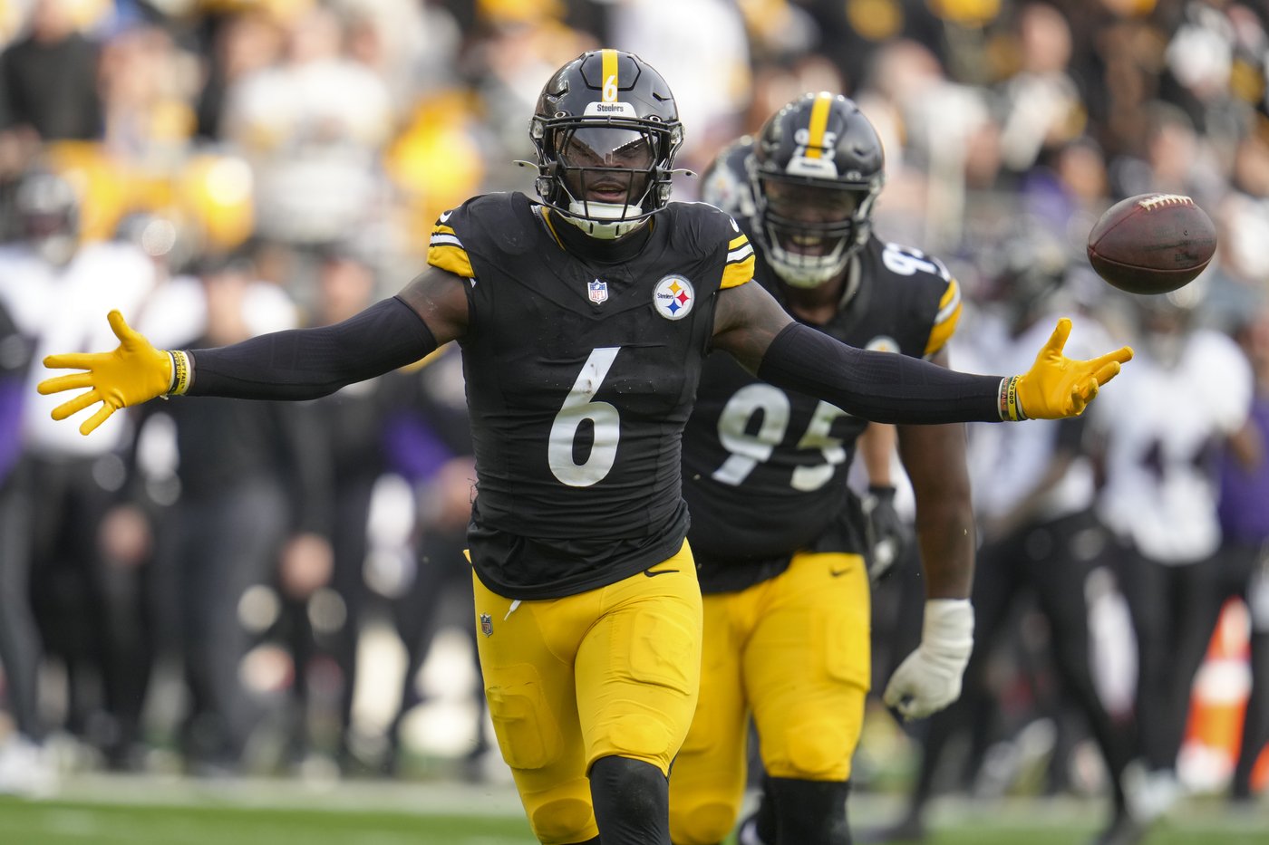 Boswell kicks 6 field goals and the Steelers bottle up Lamar Jackson in 18-16 win over the Ravens | iNFOnews.ca Boswell kicks 6 field goals and the Steelers bottle up Lamar Jackson in 18-16 win over the Ravens | iNFOnews.ca