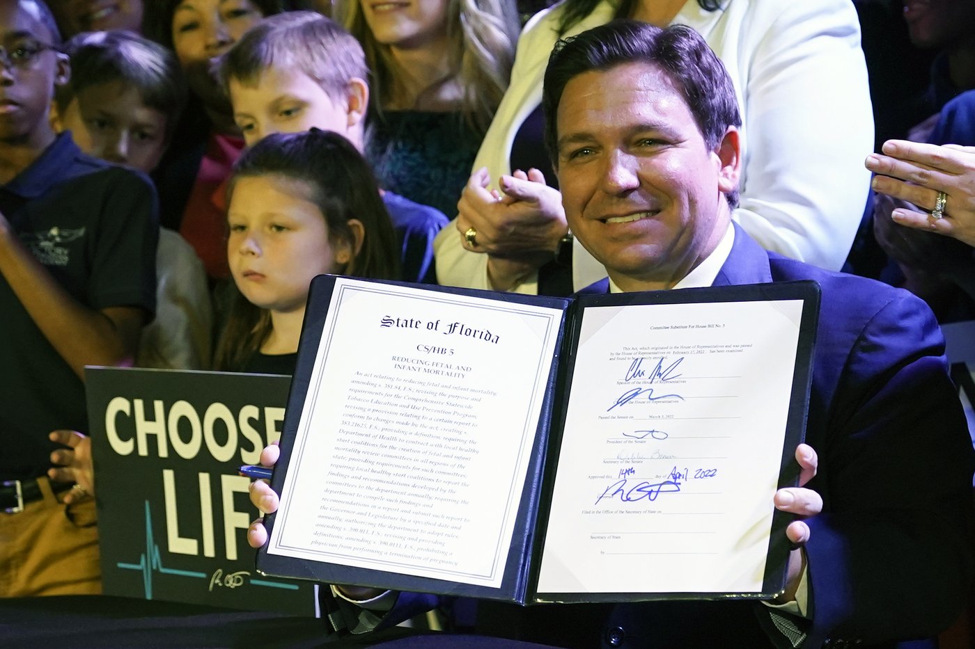 Florida government finds fault with abortion ballot measure over ads and petitions | iNFOnews.ca
