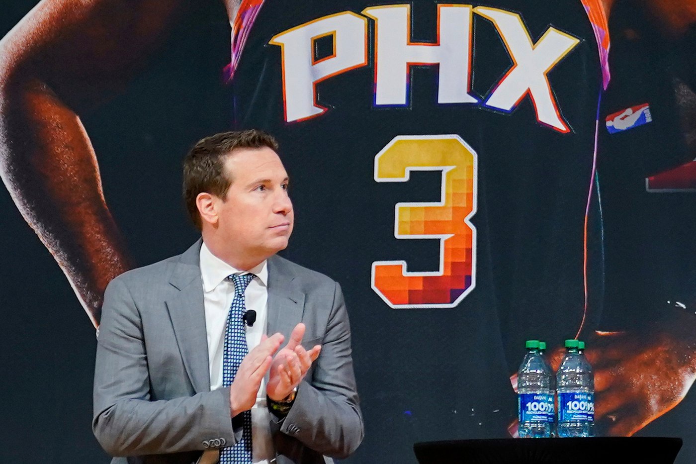 Suns, Mercury announce $115M arena naming rights deal with owner Mat Ishbia's mortgage company | iNFOnews.ca