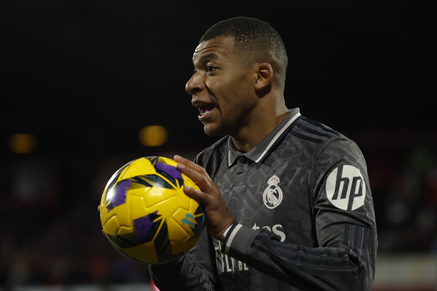 Flick sent off for protesting penalty in Barcelona draw and Real Madrid closes on leader | iNFOnews.ca Flick sent off for protesting penalty in Barcelona draw and Real Madrid closes on leader | iNFOnews.ca