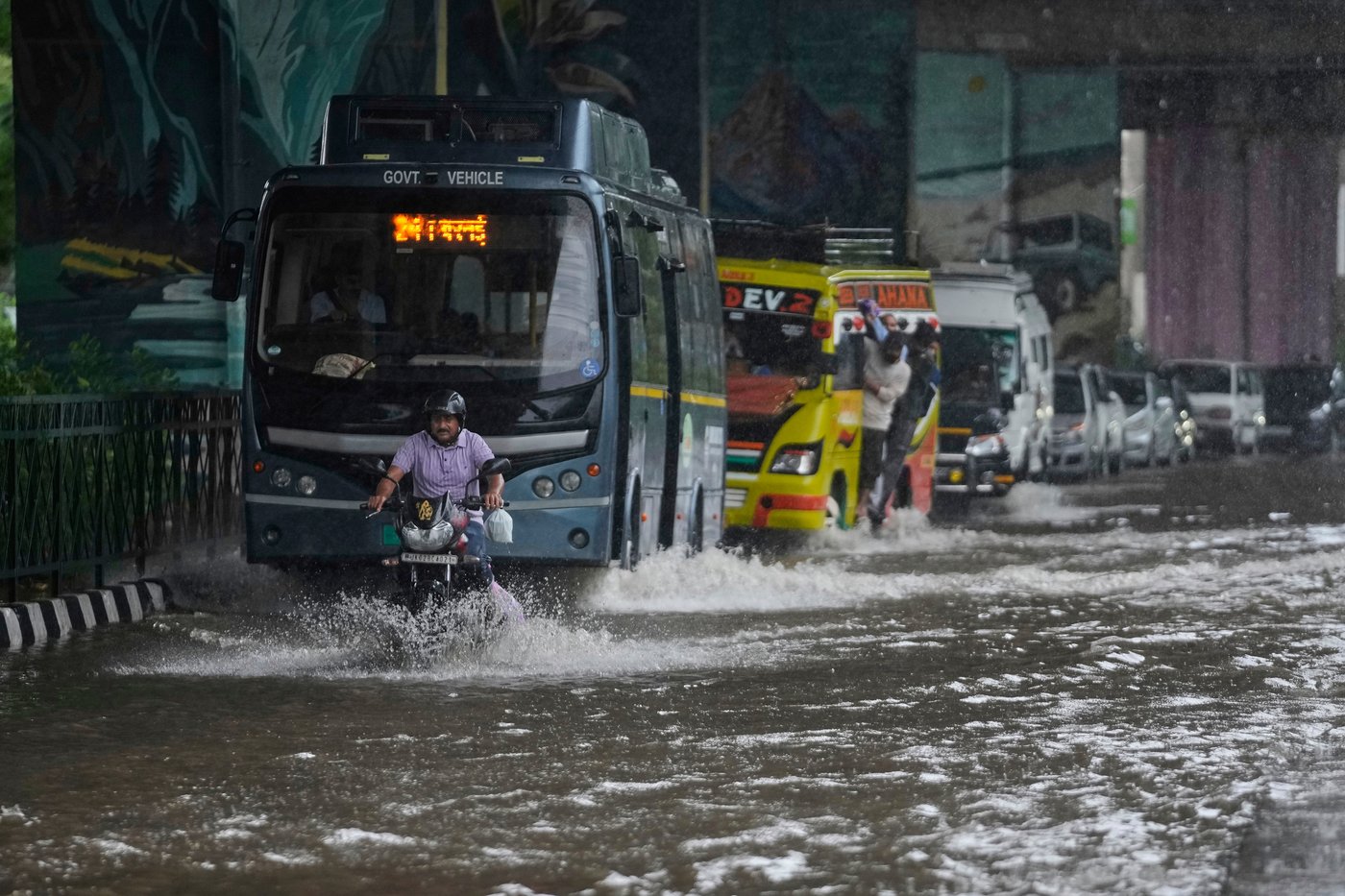 Photos show the effects of flooding in Kashmir after weeks of intense rain in the region | iNFOnews.ca
