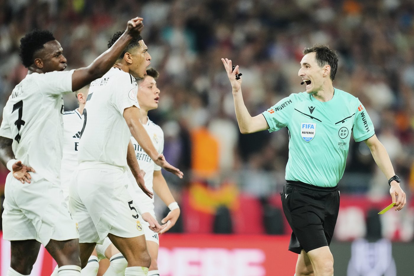 Barcelona edges Real Madrid in extra time to win Copa del Rey final | iNFOnews.ca Barcelona edges Real Madrid in extra time to win Copa del Rey final | iNFOnews.ca