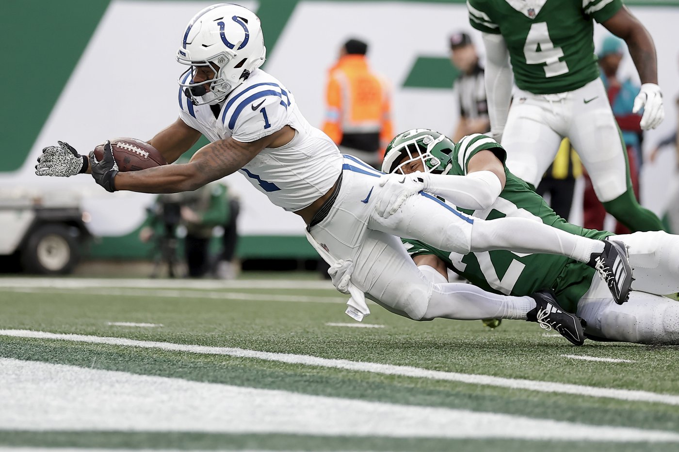 Fantasy plays: Players to start and sit for NFL Week 12 | iNFOnews.ca Fantasy plays: Players to start and sit for NFL Week 12 | iNFOnews.ca