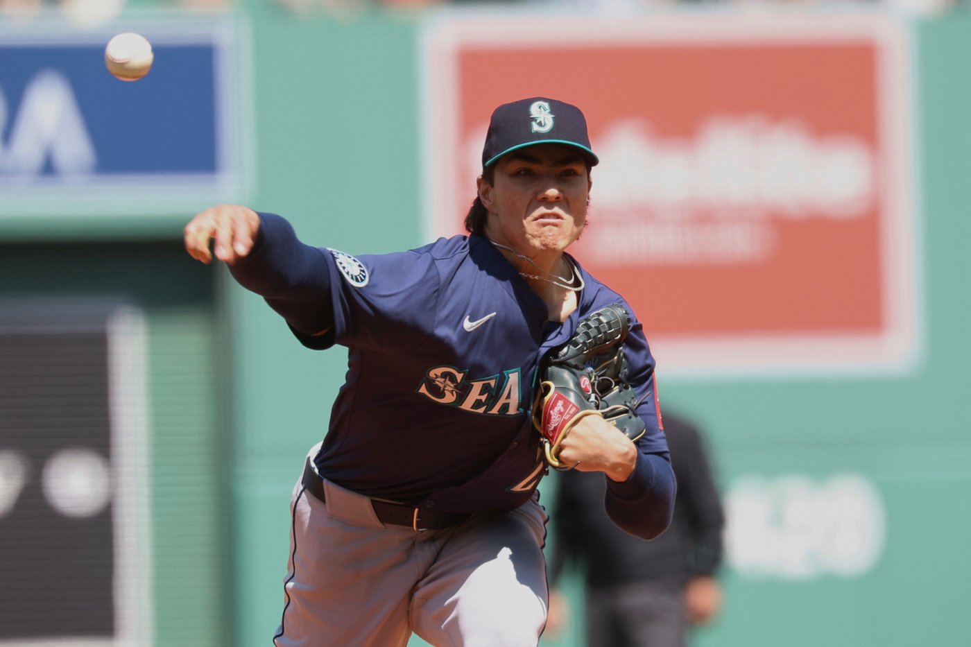 Bryan Woo shuts down Boston, helps Mariners close road trip with 4-3 win over Red Sox | iNFOnews.ca