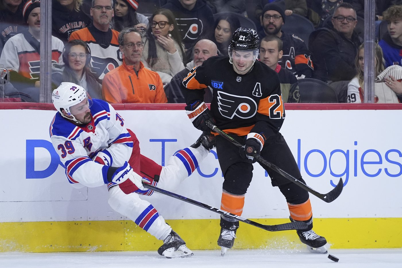 Travis Konecny scores twice in Philadelphia's 3-1 win over the Rangers | iNFOnews.ca Travis Konecny scores twice in Philadelphia's 3-1 win over the Rangers | iNFOnews.ca