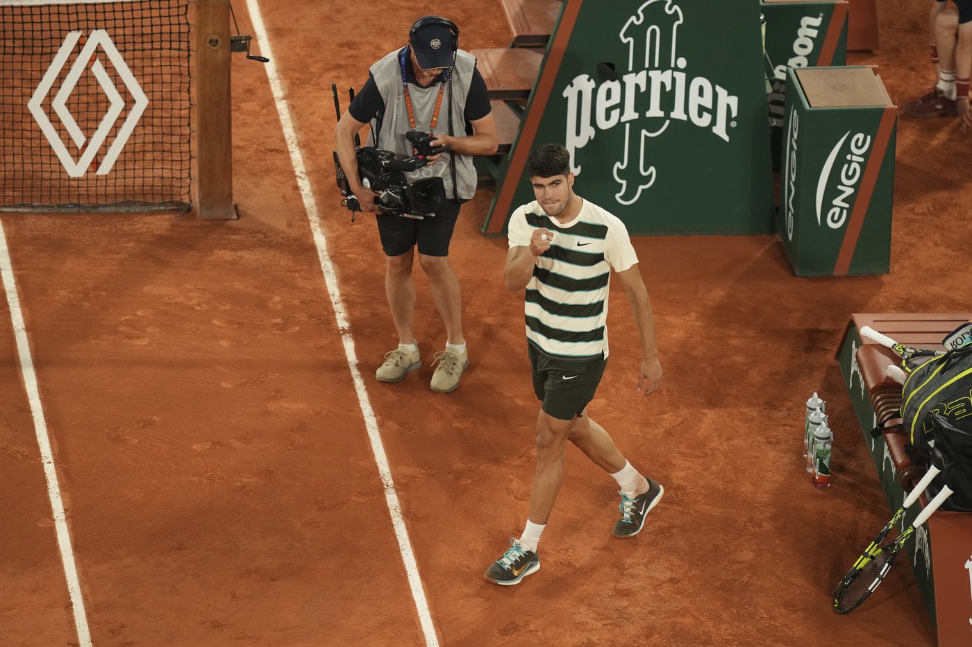 French Open: Iga Swiatek to face No. 1 Aryna Sabalenka in the semifinals. Alcaraz and Musetti win | iNFOnews.ca