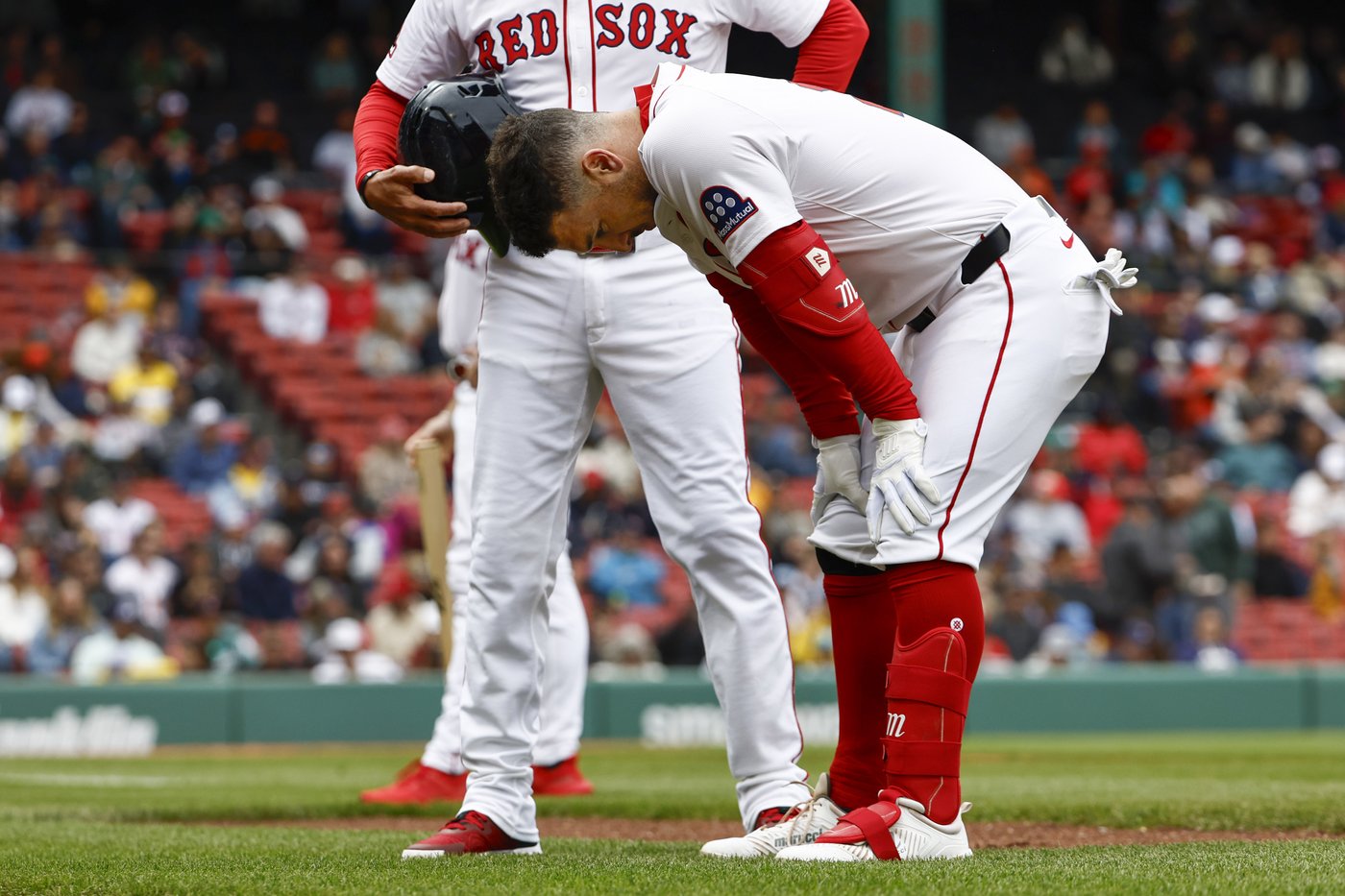 Alex Bregman is out with a significant quad strain as Red Sox call up top prospect Mayer | iNFOnews.ca