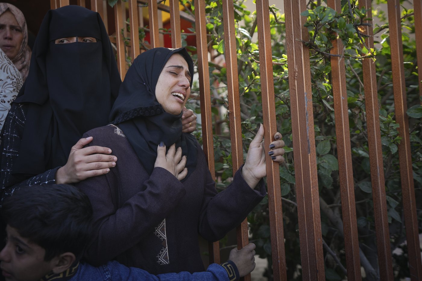Middle East latest: ICC issues warrant for Israel's Netanyahu as Gaza death toll soars past 44,000 | iNFOnews.ca Middle East latest: ICC issues warrant for Israel's Netanyahu as Gaza death toll soars past 44,000 | iNFOnews.ca