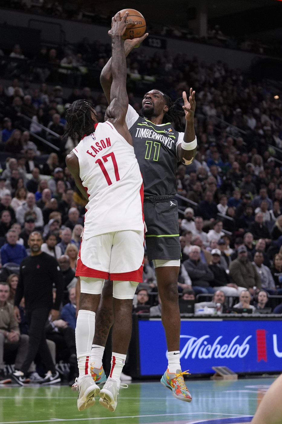 Sengun records triple-double and Rockets beat Wolves 117-111 in OT to clinch NBA Cup group | iNFOnews.ca