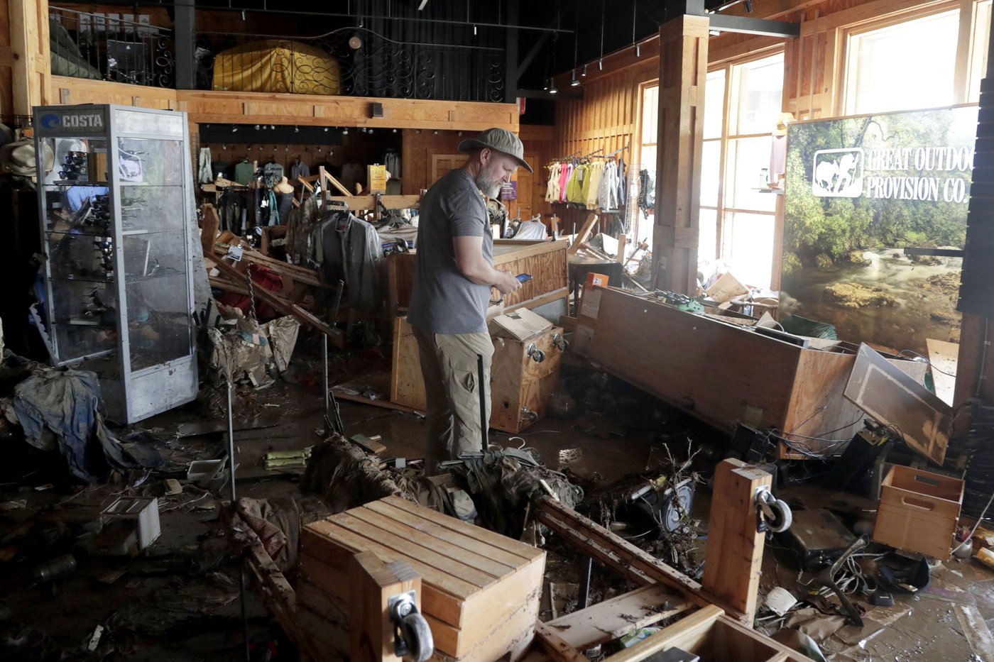 Severe weather in tropical storm's wake triggers North Carolina state of emergency | iNFOnews.ca